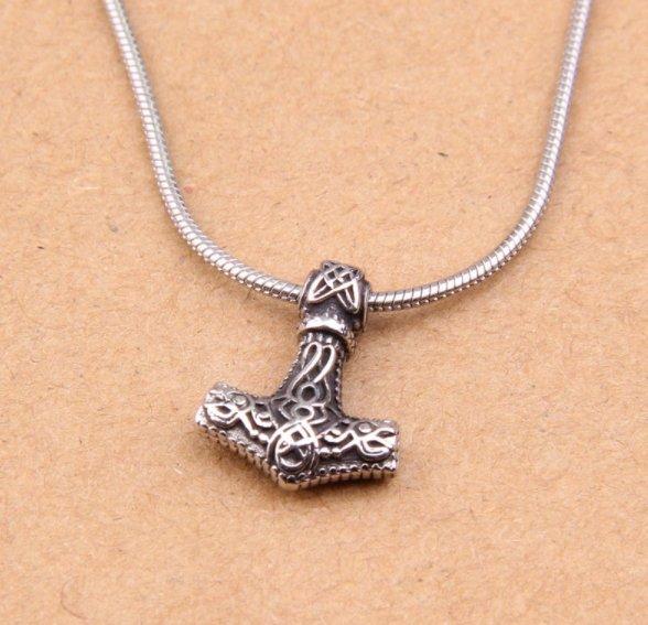 ageofvikings Mjolnir Feminine necklace