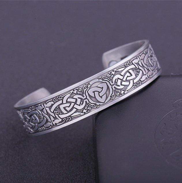 ageofvikings Runes bracelet