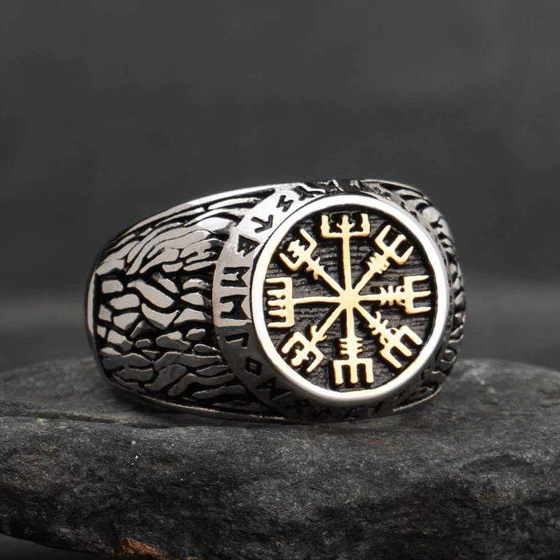 Vikings Roar Vegvisir & Runes Alphabet